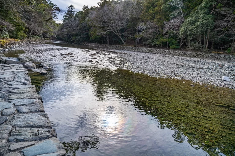 五十鈴川（伊勢神宮 御手洗場）