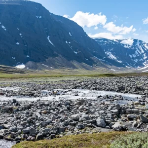 シンギ方面への囲まれた風景＜L＞
