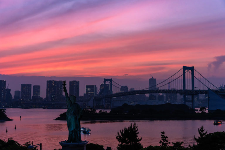 夕焼けとレインボーブリッジ