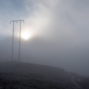雲の中で迎える朝日＜L＞