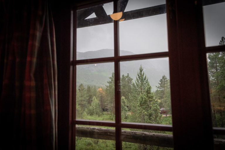 悪天候のノルウェーでの滞在