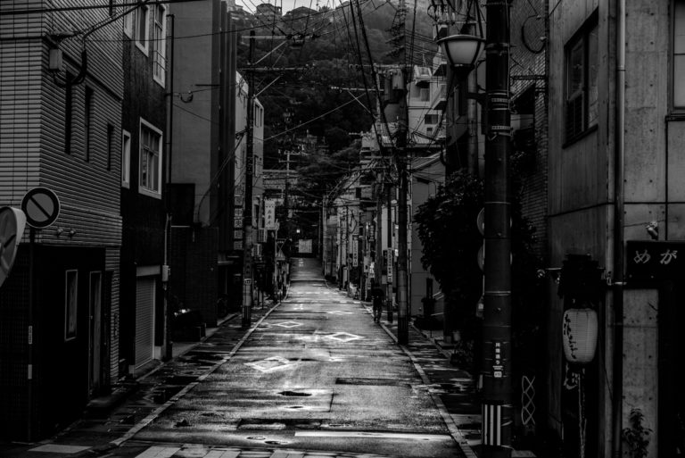 雨上がりの長崎の路地 / Alley in Nagasaki after the rain