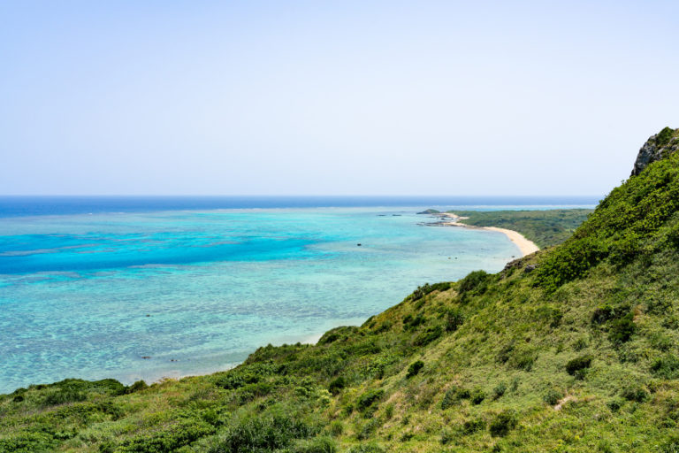 平久保崎から眺める青い海と海岸線 / Blue Sea and Coastline