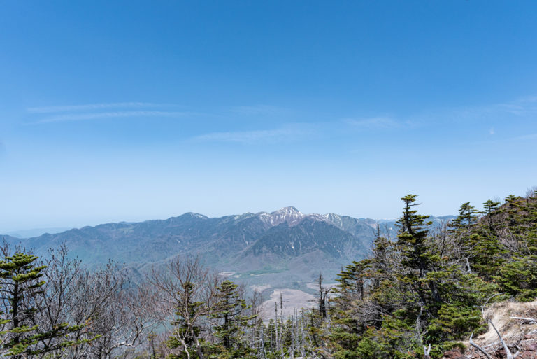 男体山から眺める日光白根山 / Mt.Nikko-Shirane-san seen from Mt.Nantai-san