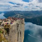 北欧の大自然を満喫できるトレッキングコース&登山9選